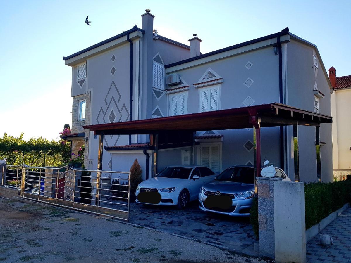 Apartments Petar & Anka بيوغْغاد نا موغو المظهر الخارجي الصورة